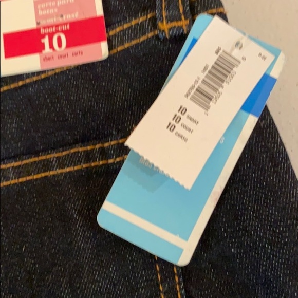 NEW Old Navy The Flirt Boot Cut Denim Blue Jeans - Picture 8 of 8